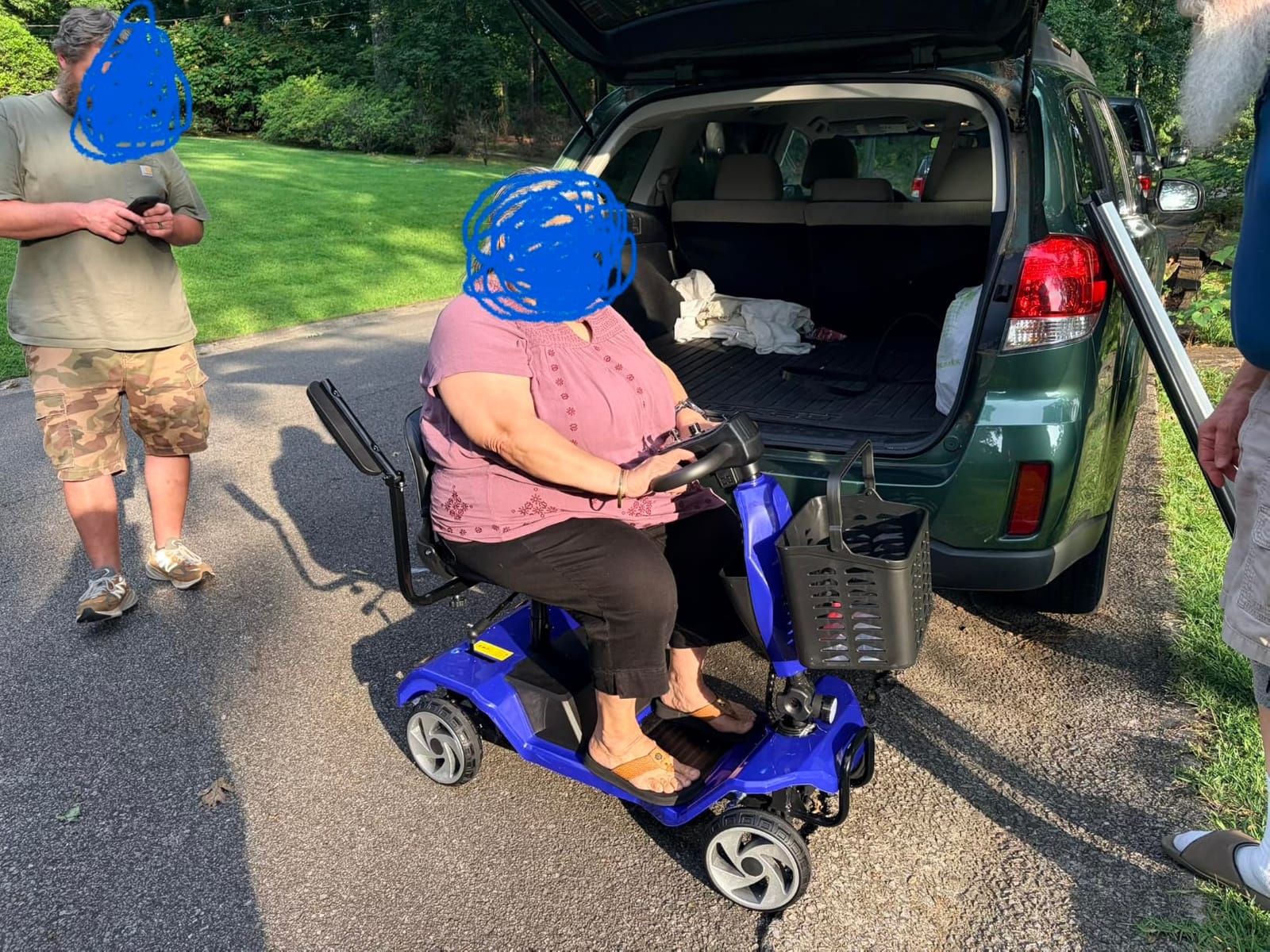 Foldable Mobility Scooters for Seniors, FSA&HSA Eligible,330LBS Capacity, Red Powered Electric Mobility Scooters, 4 Wheel Lightweight Mobility Scooters for Adults, Folding Travel Motorized Scooter customer photo 2