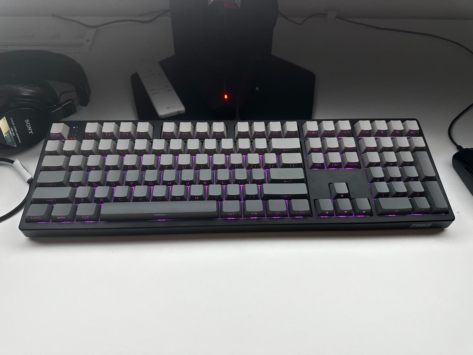 EPOMAKER TH108 Full Size Mechanical Keyboard, Wireless Gaming Keyboard with 8000mAh Battery, Creamy Gasket, 108 Keys, Hot Swap, Custom Driver, RGB Backlight (Pink, Sea Salt Silent) customer photo 2