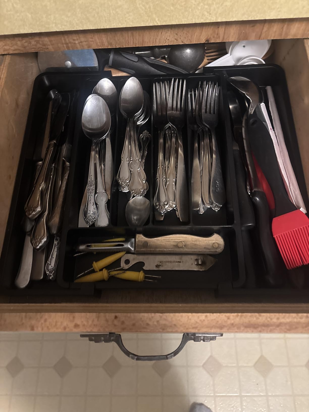 Lifewit Expandable Silverware Drawer Organizer, Kitchen Utensil Tray | BPA-free Plastic Flatware Cutlery Holder, Space-Saving Storage for Spoons Forks Knives, 8-13.8 x 11.2 x 1.4