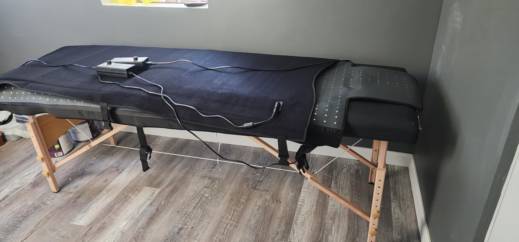 Brelley Massage Table Portable Wooden Lash Bed 2-Fold Tattoo Bed Black | Adjustable Height, Beech Wood, 490Lbs Load Capacity, Portable Esthetician Lash Spa Salon Tattoo Bed customer photo 2