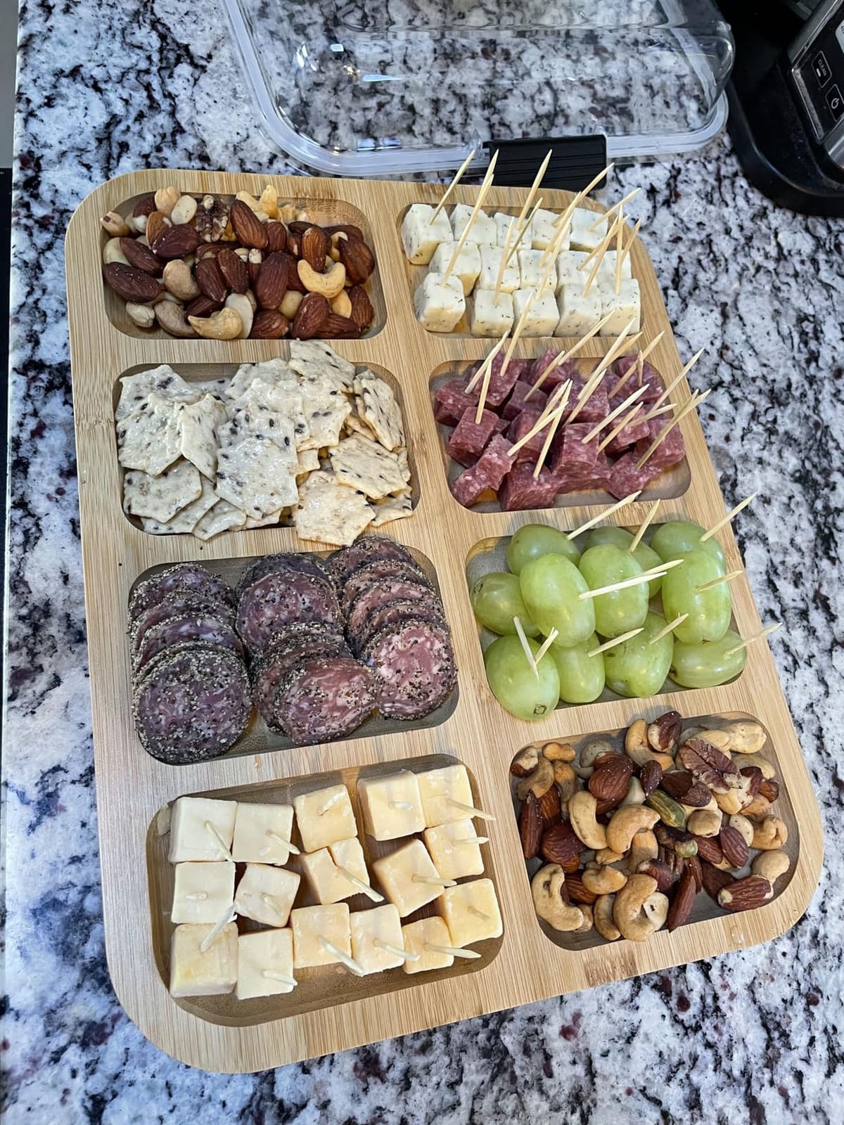 SpaceAid Charcuterie Board with Clear Lid, Portable Travel Cheese Cutting Boards for Picnic Accessories, Bamboo Serving Tray with Lids, House Warming Gifts, Black Handles, 8 Compartments customer photo 2