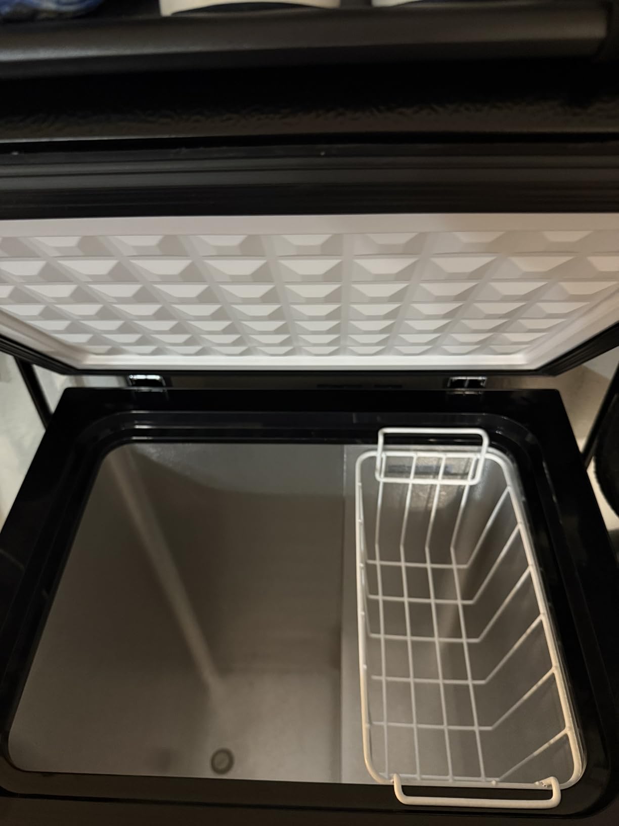 EUHOMY 3.5 Cu.Ft Chest Freezer with Wheels, Deep Freezer Top Door, Black | 7-Level Thermostat, 6°F to 10°F, Storage Basket, Energy Efficient, 38 dB, Dorm Use, Apartment Use customer photo 1