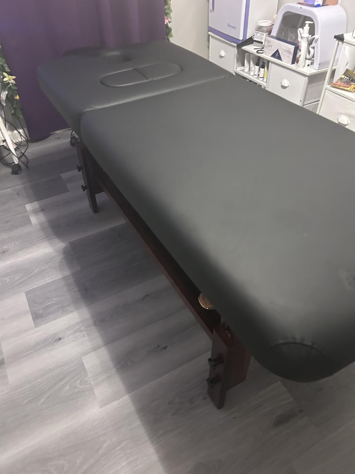 Stationary Massage Table with Memory Foam, Massage TattooTable with Adjustable Height, Facial Bed for Esthetician, PU Leather for Physical Therapy & Spa (Wood, 80''L x 32''W) customer photo 1