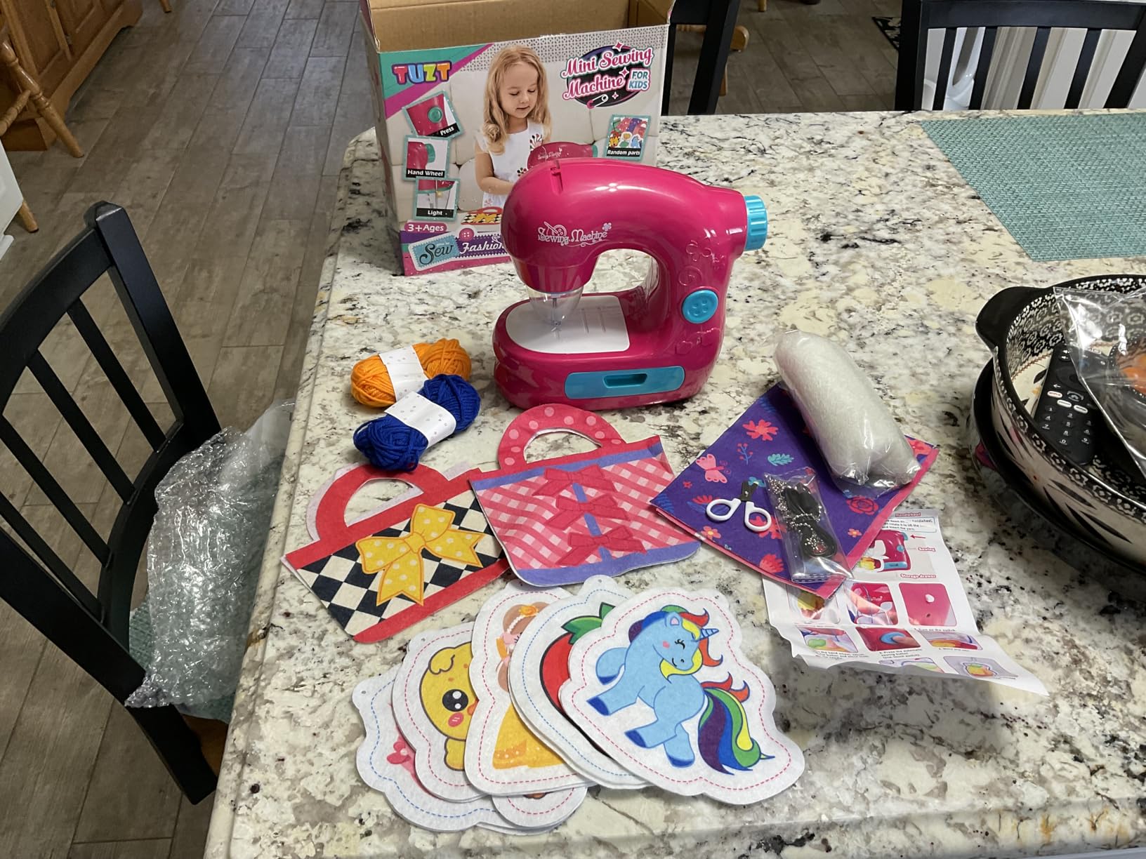 TUZT Mini Sewing Machine Toy Kit for Kids Beginners, 22pcs Portable Electric Sewing Machine with Sewing Kit, Light and Finger Guard, Birthday Christmas Gift for Kids Girls 4-12 customer photo 2