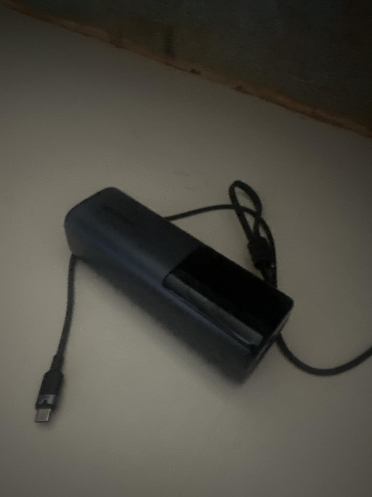 VENTION Powerhive 27000mAh Laptop Power Bank, 200W, Built-in and Extra 240W USB-C Cables customer photo 2