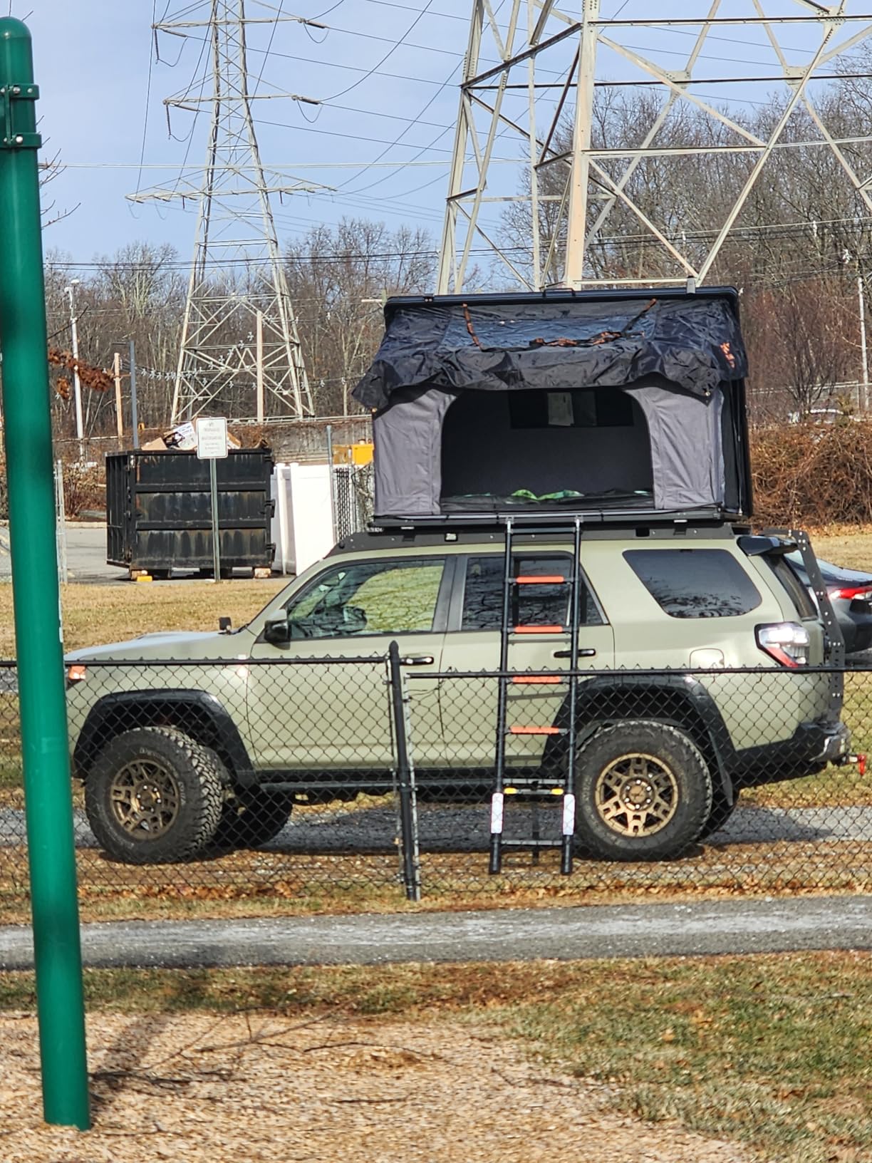 SanHima Rooftop Tent Hard Shell, Aluminium Side-Open Roof Top Tent for SUV customer photo 2