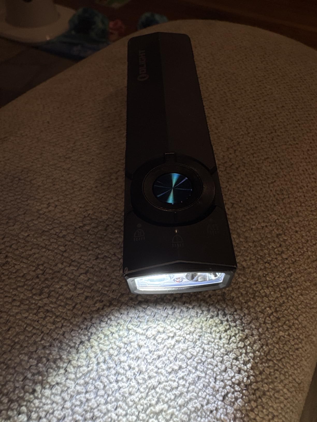 OLIGHT ArkPro Lite EDC Pocket Flashlight Rechargeable with UV Light, Black | Red Light, White LED, 1200 Lumens, USB-C, Magnetic, Portable Flat Flashlight for Pet Urine Detection, Camping, Emergency Work customer photo 1