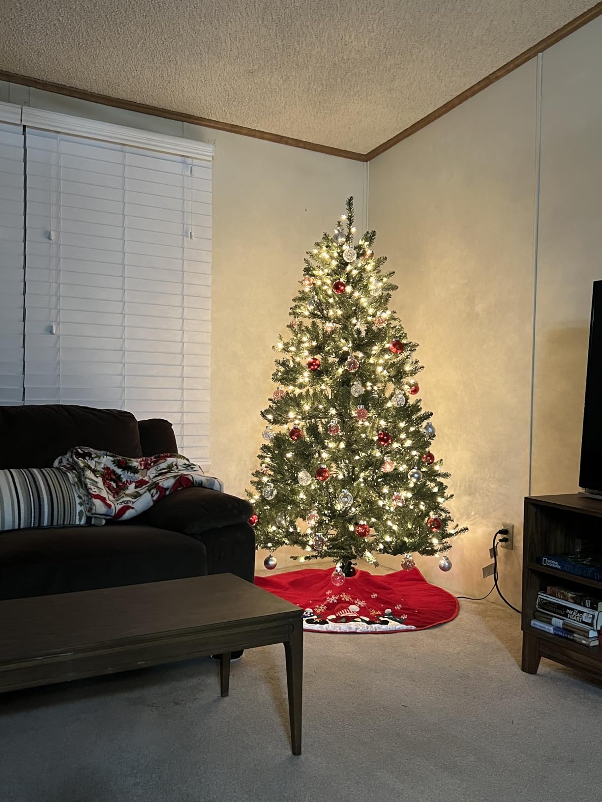 7.5ft Pre-Lit Slim Christmas Tree Douglas Fir | 186 PE & 610 PVC Branches, Metal Stand, 10 Color Modes, Holiday Decoration customer photo 1