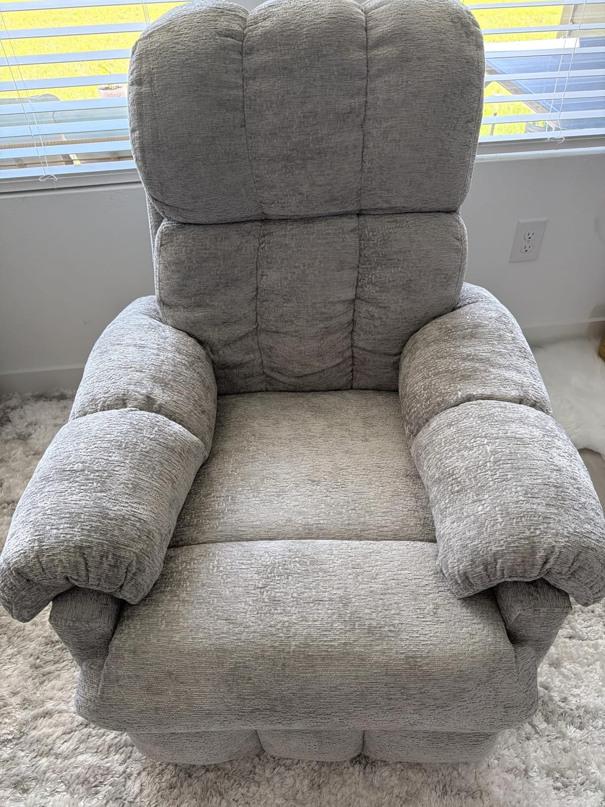 Korser Recliner Chair, Swivel Rocker Recliner Chair for Adults, Small Recliners for Small Spaces, Upholstered Manual Recliner with Side Pockets, Nursery Rocking Chair for Living Room, Chenille, Beige customer photo 2