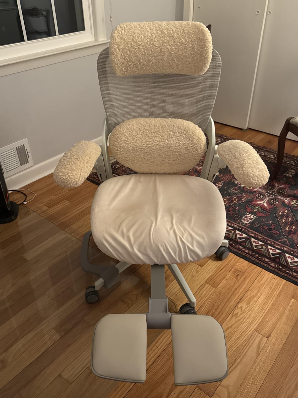 MUSSO E80 Muse Petite Ergonomic Office Chair for Women & Small Frames Black | 3-Level 3D Lumbar Support; 4D Headrest; 90 Flip-Up Arms & Footrest; 135 Recline; Breathable Mesh customer photo 2
