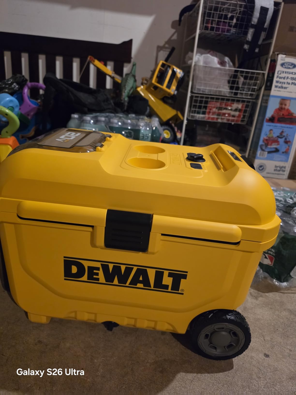 DEWALT Evaporative Air Cooler Portable Air Conditioner DXACN01B (Tool Only) | 8 Gal Ice Chest with Digital Display & Turbo Cool to 53.6°F 3-Speed Settings Battery Powered Swamp Cooler customer photo 2