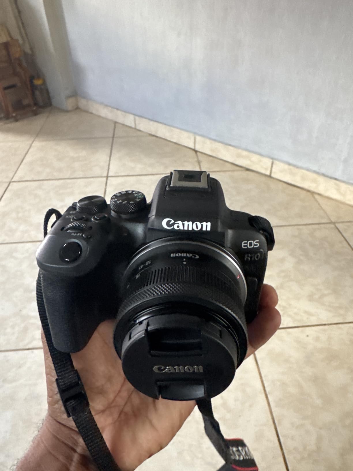 Canon EOS R10 Mirrorless Camera with RF-S 18-150mm Lens (5331C016) Bundle customer photo 2
