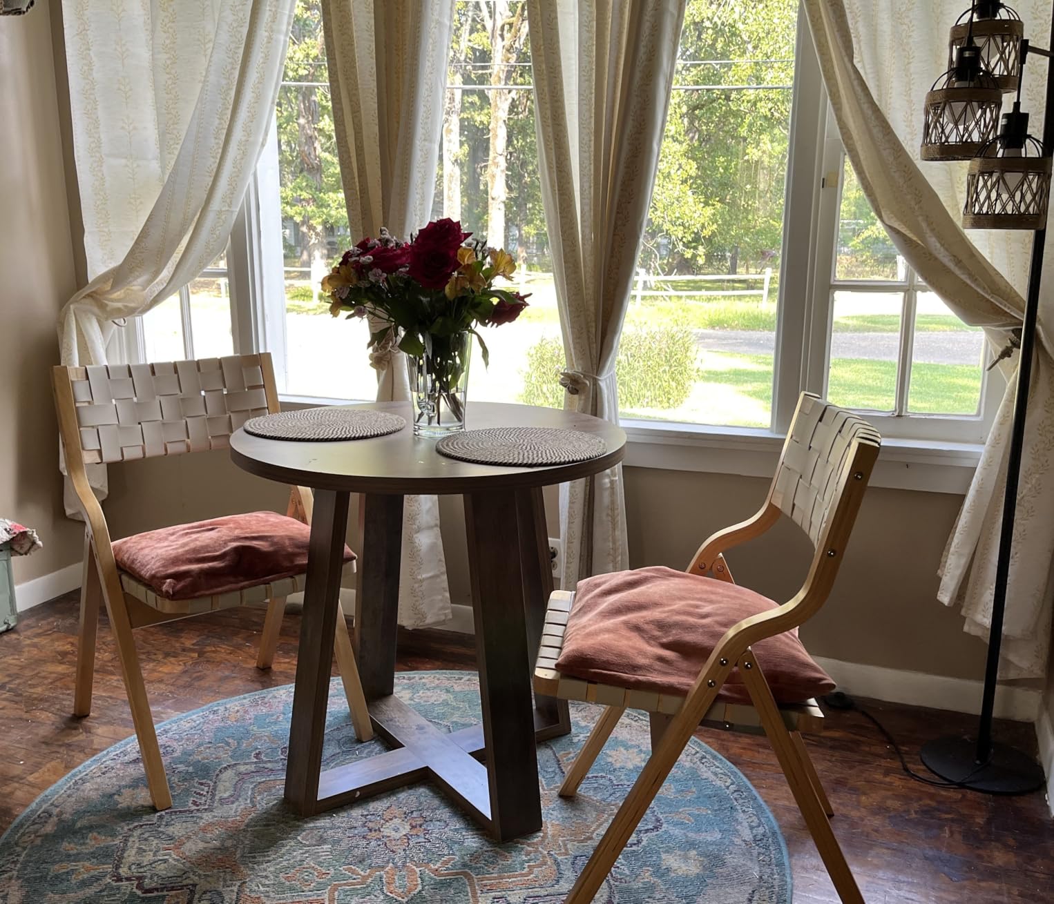 Tribesigns Small Round Dining Table for 2-4 People, 31.5 Inches Farmhouse Kitchen Table for Small Space, Dining Room, Kitchen, Apartment, Rustic Brown customer photo 2