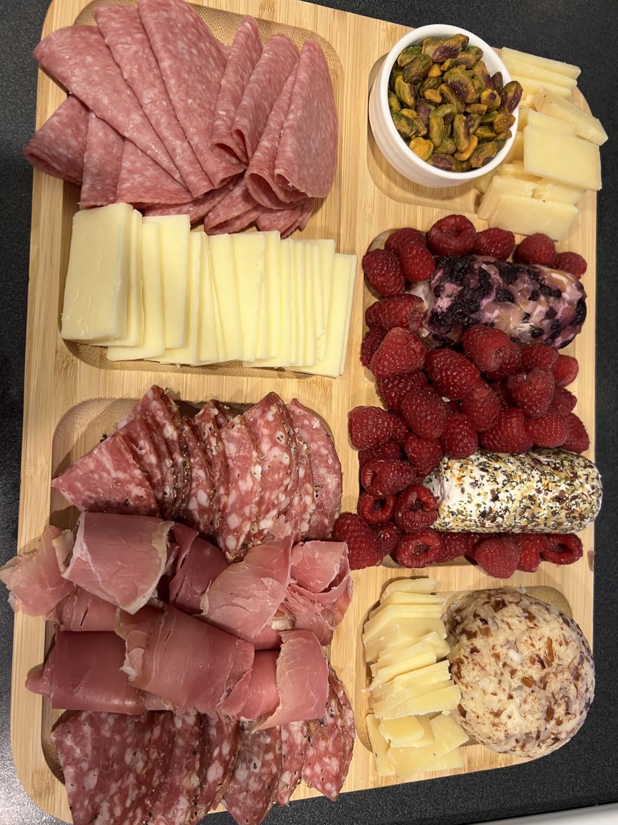 Portable Bamboo Charcuterie Board with Lid, 1 Compartment | Includes Knife Set, Plates, Forks & Handle, Travel Serving Tray Platter for Cheese, Meat, Fruit, Housewarming Gift for Women customer photo 1