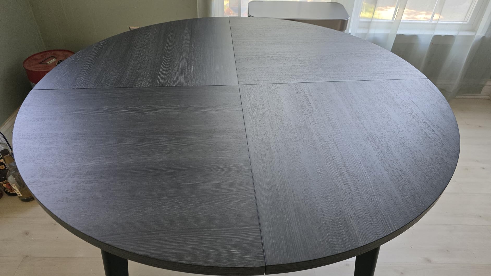 VASAGLE 31.5-Inch Dining Table, Small Round Kitchen Table for 4 People | Steel Frame, Modern, for Dining Room, Living Room, Modern, Water-Resistant, Oka Beige UKDT082Y02 customer photo 1