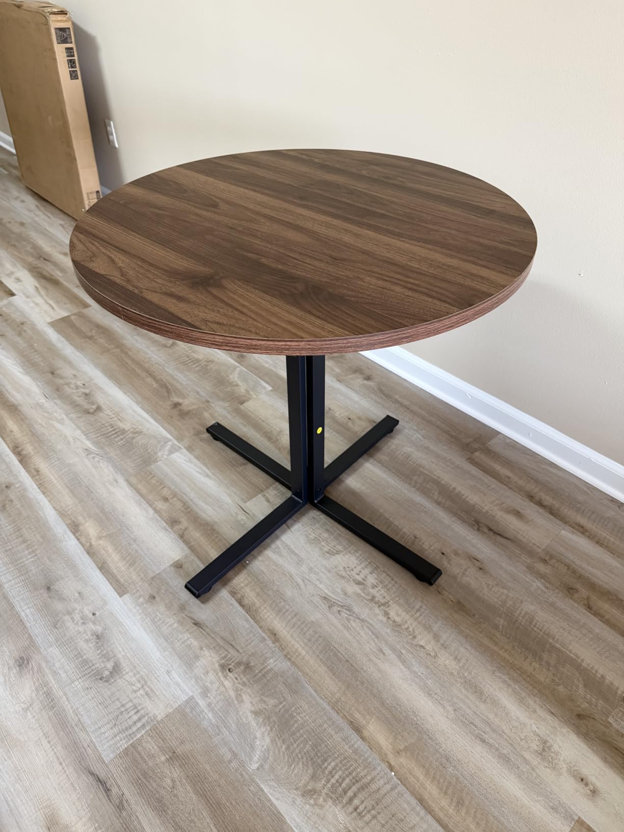VASAGLE 31.5-Inch Dining Table, Small Round Kitchen Table for 4 People | Steel Frame, Modern, for Dining Room, Living Room, Modern, Water-Resistant, Oka Beige UKDT082Y02 customer photo 2