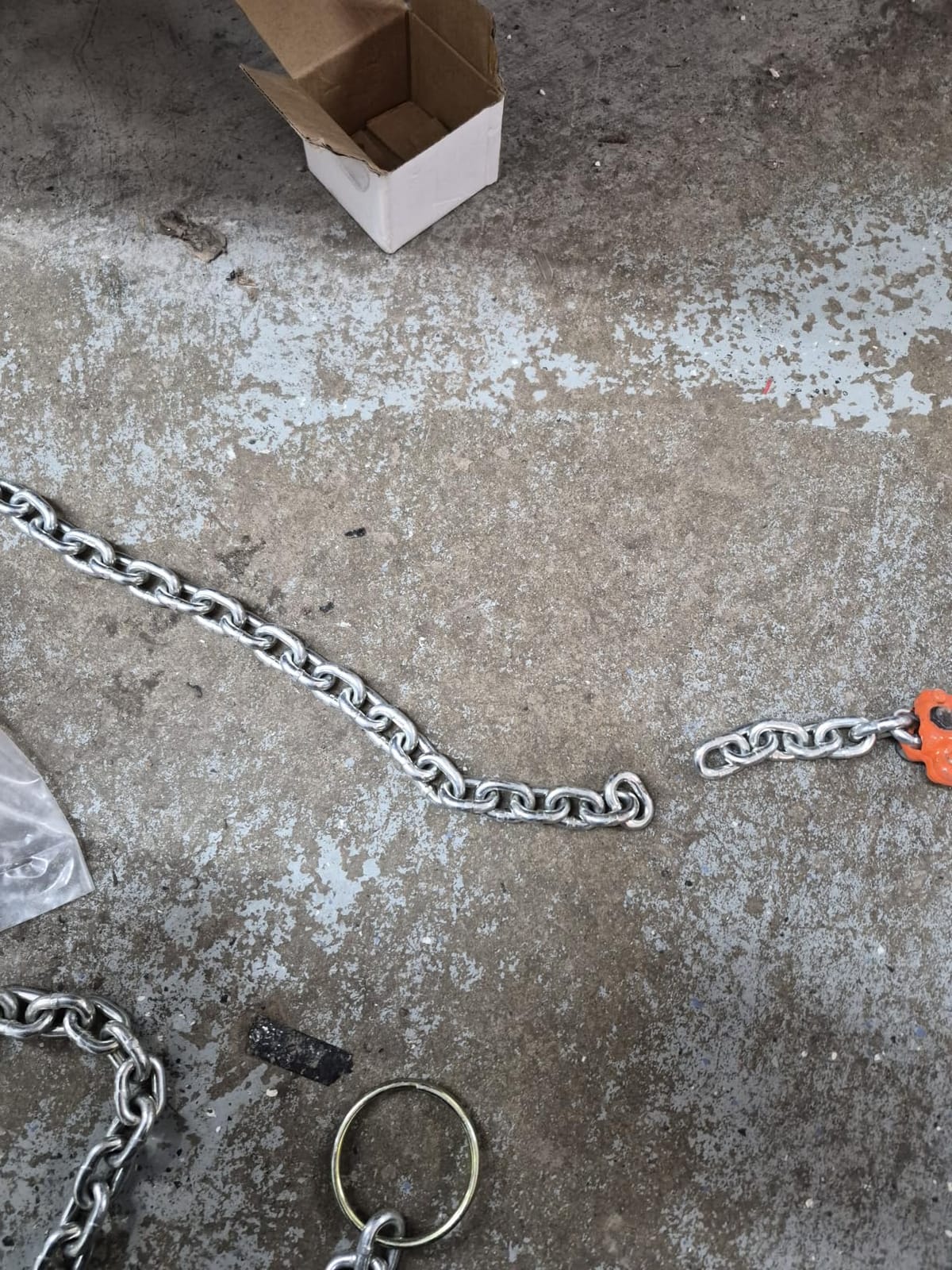 VEVOR Manual Lever Chain Hoist, 1T 2200LBS Capacity Heavy Duty Come Along, 10FT Lift G80 Alloy Steel Chain with Dual Pawl Mechanical Brake, 360°Rotating Hooks, for Warehouse Construction Garage customer photo 1