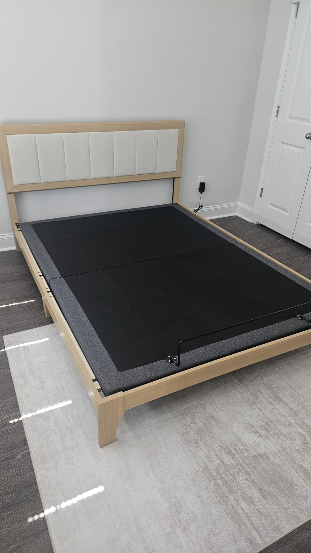 Tami Tami T450 Adjustable Bed Frame Full with Remote, Ergonomic Adjustable Base with Head & Foot Incline, Zero Gravity, Nightlight, Quiet Motor, and 3 Height-Adjustable Legs, Easy Assembly customer photo 1
