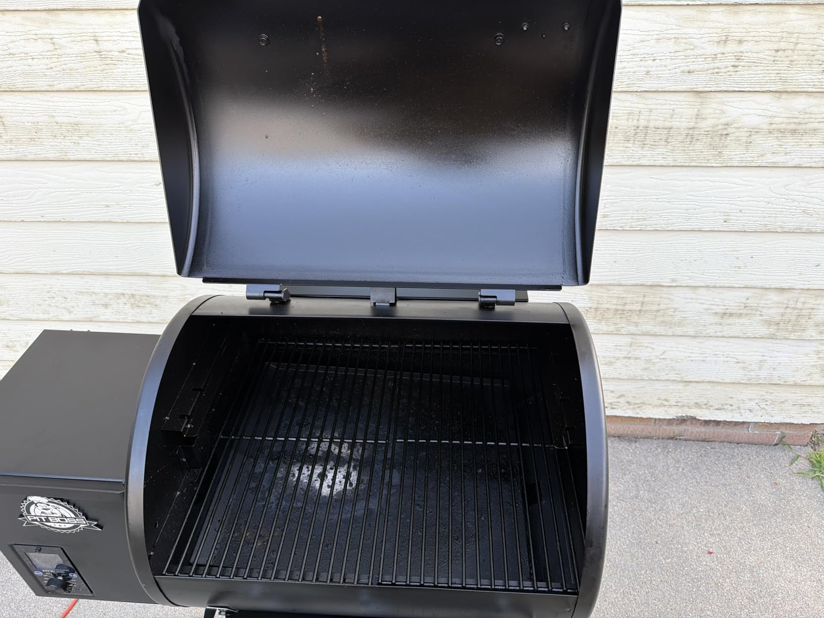 Pit Boss 500 Carbon Series Wood Pellet Grill & Smoker with LCD Digital Controller, 543-Sq. In. Cooking Space, 13.5 lb. Pellet Hopper customer photo 1