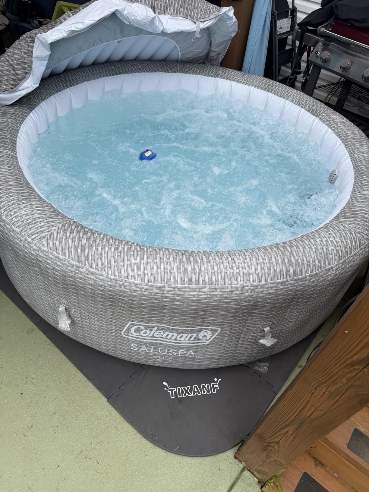 Coleman SaluSpa Energy-Efficient AirJet 4-6 Person Inflatable Hot Tub | Smart Portable Outdoor Spa, Built-in EnergySense Insulation, Freeze Shield Technology, 140 Soothing Jets, 77