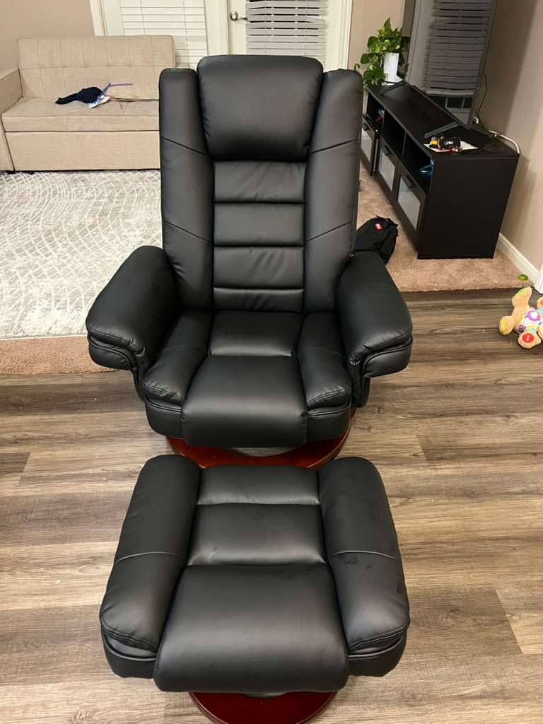 Swivel Recliner Chair with Ottoman, Adjustable PU Leather Recliner, Black | Smooth 360° Swivel, Adjustable Reclining Position, High Back for Tall People, Detachable Ottoman, Soft Cushion, Easy Assembly customer photo 1