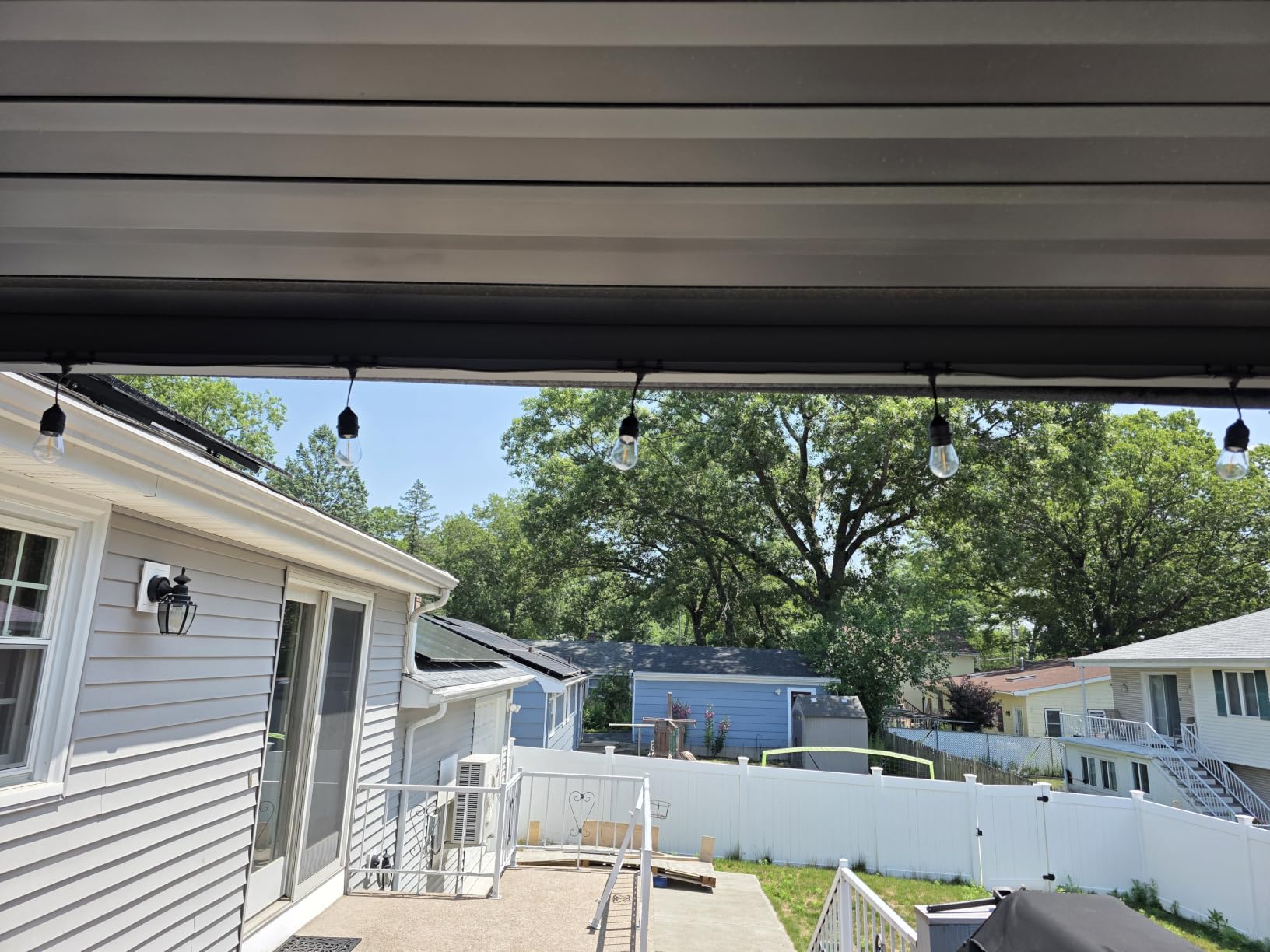 MIRADOR 80S 10'x12' Louvered Pergola with 12FT Shade Screen for Outdoor Deck Lawn Garden Backyard Patio Porch, Charcoal customer photo 2