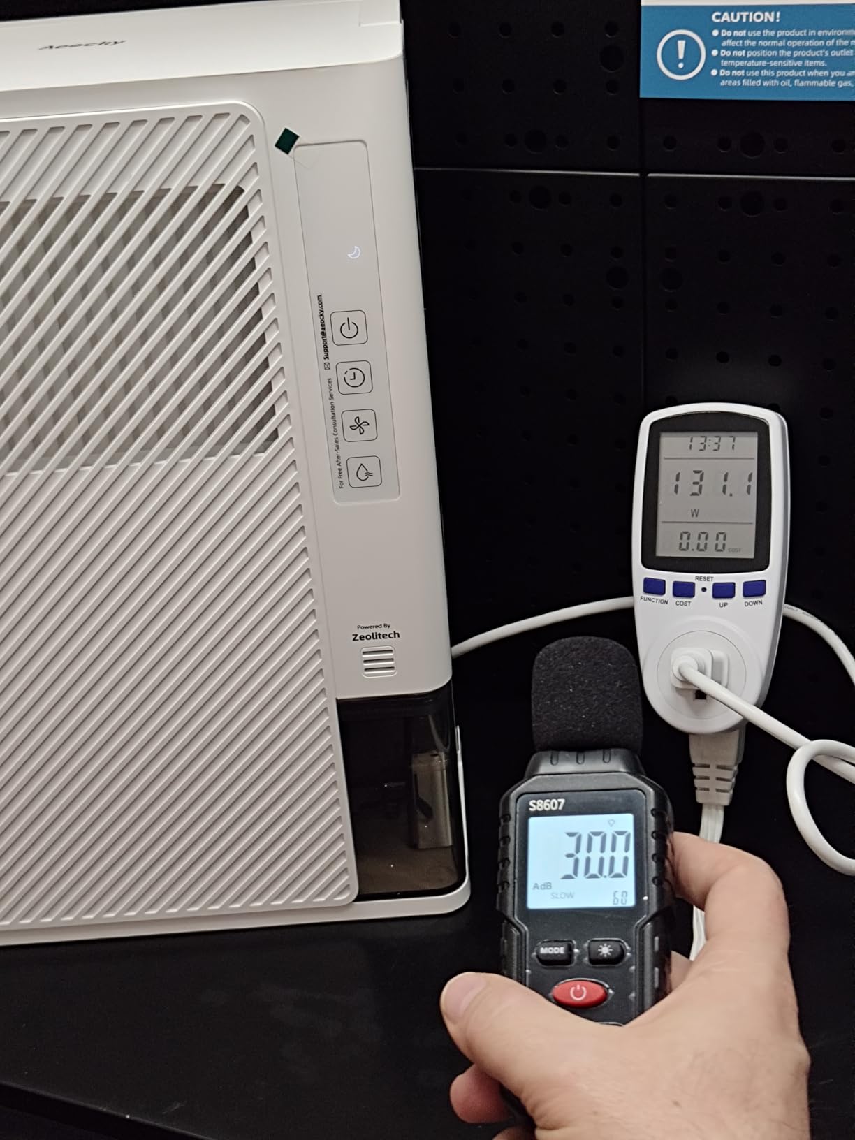 AEOCKY 2000 Sq.Ft Rotary Desiccant Dehumidifier, Humidistat, Never Frost | 10 Pints/Day Hands-Free Drainage with Drain Hose for Home RV Bedroom Bathroom Closet Small Basement Laundry, 85oz Tank, Quiet customer photo 2
