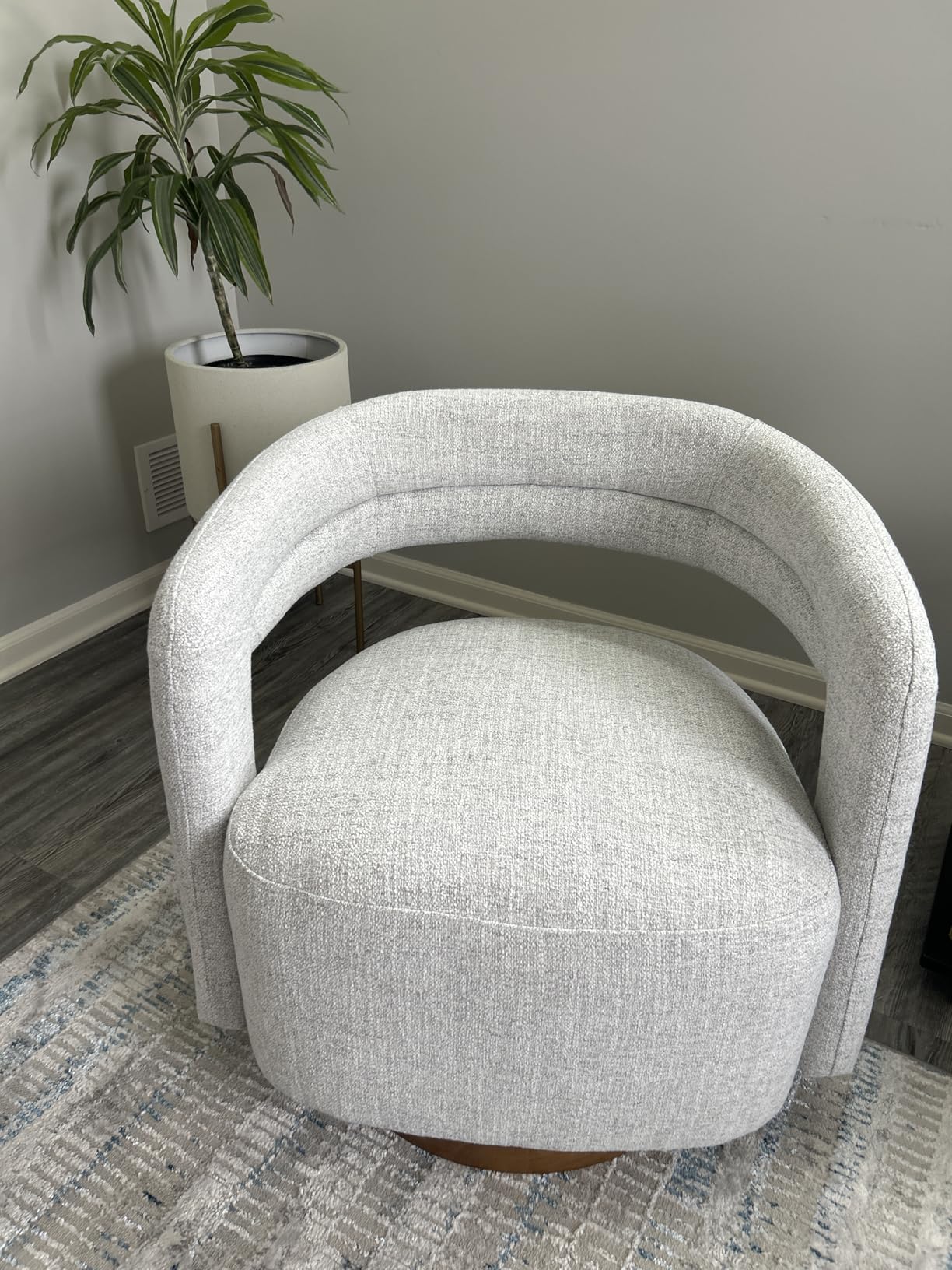 KISLOT, Swivel Accent Chair, Modern Arm Chair with Wooden Base, Green | Upholstered Barrel Chair with Open Back Design, Living Room Bedroom Reading Waitingroom customer photo 2