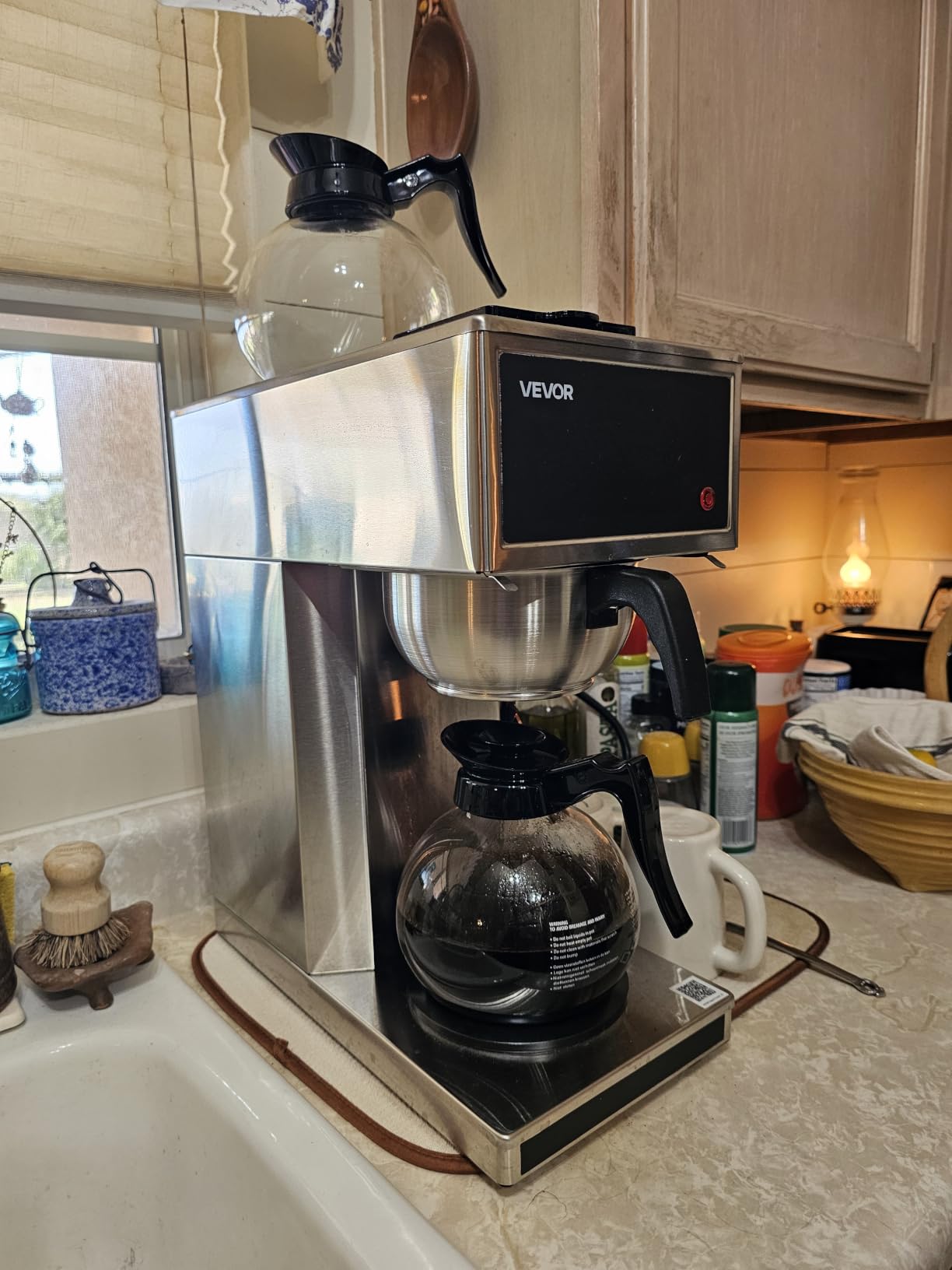 VEVOR Commercial Drip Coffee Maker 12 Cups Coffee Machine Drip Style | High Efficiency for Restaurant Office Home, Stainless Steel Coffee Brewer, with 2 Glass Carafes and 2 Decanter Warmer Plates customer photo 2
