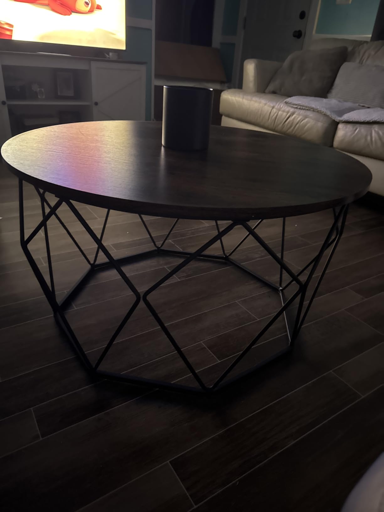 VASAGLE Round Coffee Table, 31.5-Inch Center Table, Tapered Legs | Curved Transitions, Easy to Assemble, for Living Room, Honey Brown, MAEZO Collection ULCT251KB01S customer photo 2