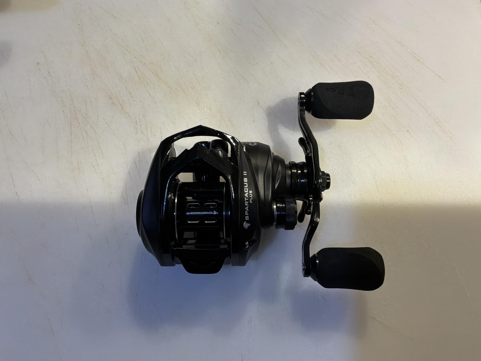 KastKing Spartacus II Plus Baitcasting Fishing Reels with 8.0:1 Gear Ratio | Max Drag: 17.6 lb, 7+1 MaxiDur Double-Shielded BB, Ultralight 6 oz, Nylitech Frame, DualBalance Magnetic Braking System customer photo 1
