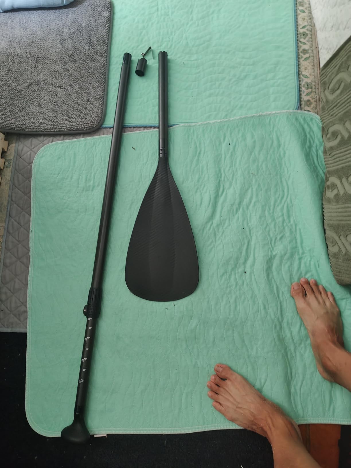 4 Piece Carbon/Aluminium SUP Paddle Kayak Telescoping Stand-up Paddleboard Paddles, Adjustable Lightweight 67