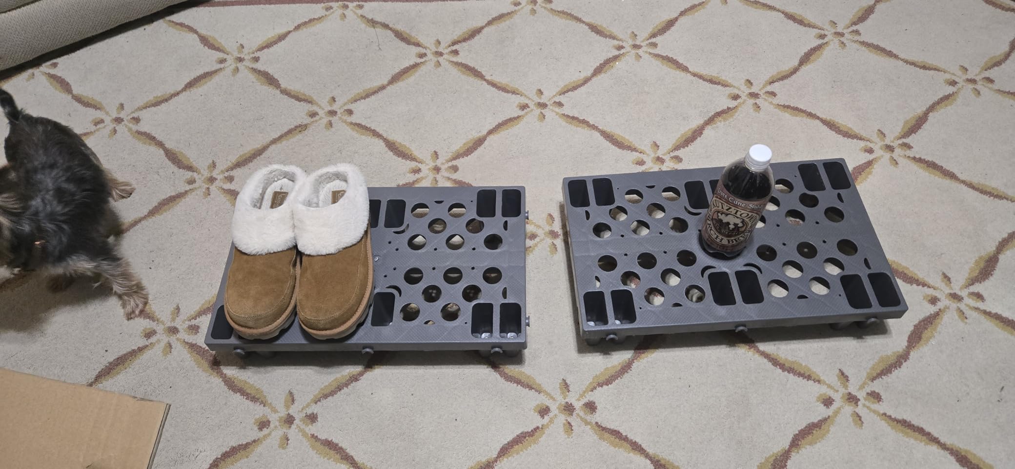 Heavy Duty Plastic Pallets, Grey Interlocking Storage Platforms with Breathable Grid Design, 11.8 x 19.7 x 3.9 Inches, 10 Pack, Indoor Outdoor Use for Basement Storage, Storage Shed, Warehouse customer photo 2