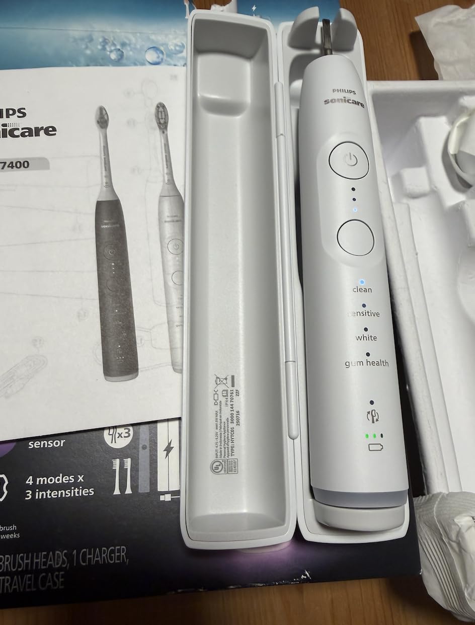 Philips Sonicare 7300 Series Electric Toothbrush - Next-Generation Sonicare Technology, Pressure Sensor, 12 Brushing Settings, SmarTimer, BrushPacer, 21-Day Runtime, Travel Case, White, HX7420/07 customer photo 2