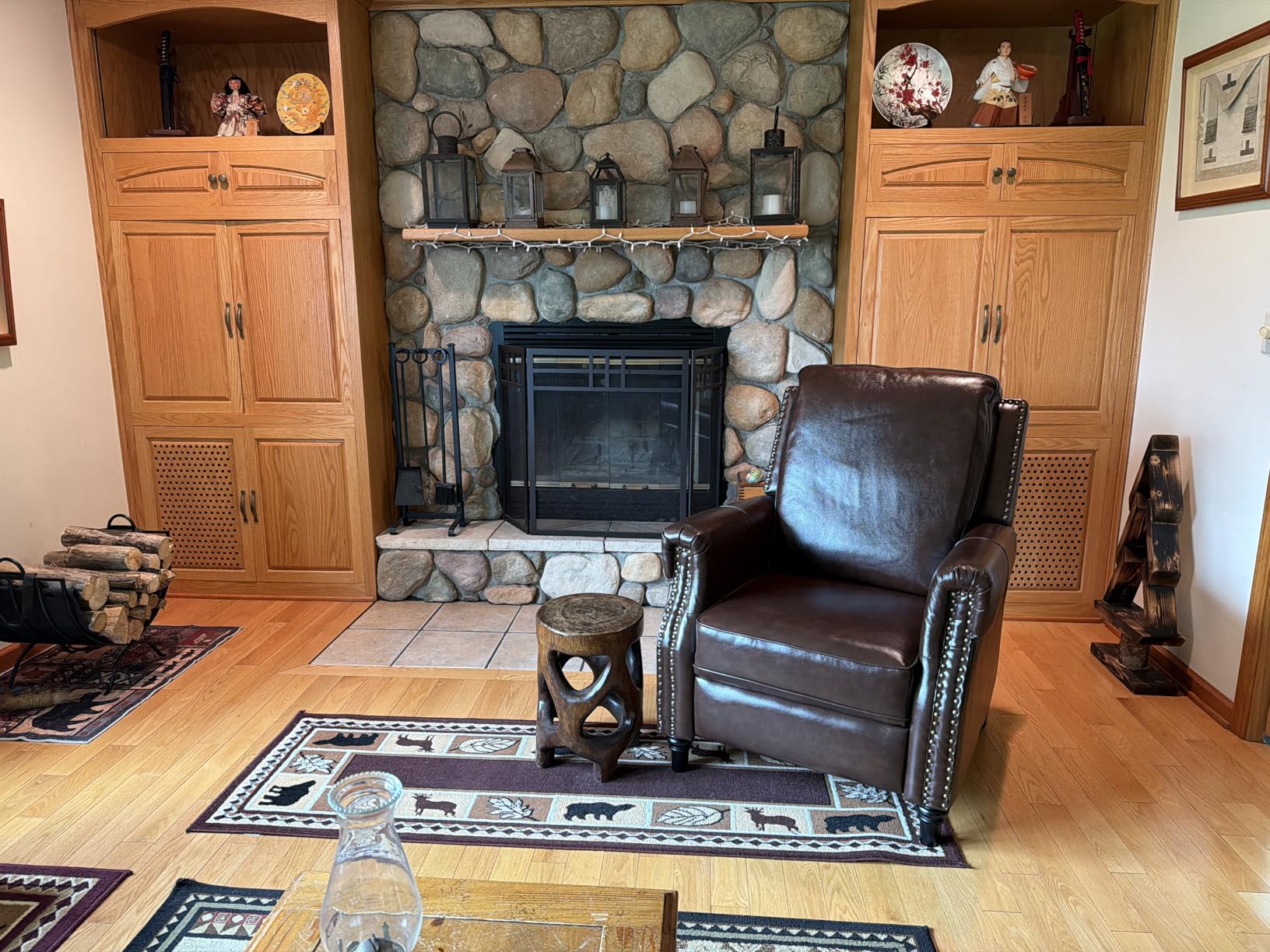 Push Back Recliner Chair, Genuine Leather Pushback Reclining Chair with Padded Seat, Wingback Recliner with Rivet Decoration Single Sofa Recliner for Living Room Apartment, Brown customer photo 2