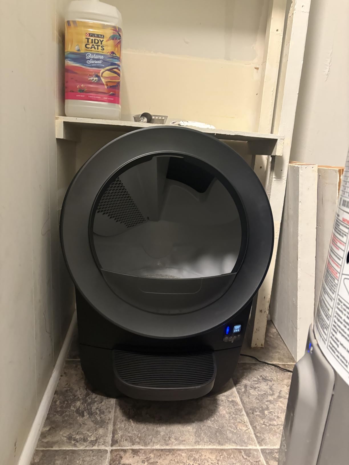 Litter-Robot EVO by Whisker, Black - Automatic Self-Cleaning Cat Litter Box, Compact Space-Saving Design, Advanced Odor Control, Works with Any Clumping Litter, WhiskerCare 1-Year Warranty customer photo 2