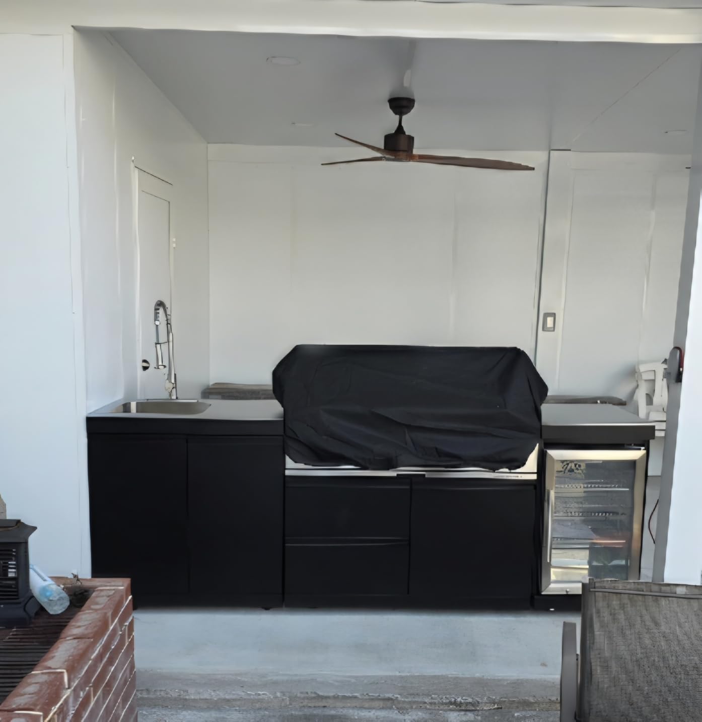 98-Inch Modular Propane Gas Outdoor Kitchen Island, All-in-One Patio BBQ Grill with Refrigerator, Sink & Storage for Backyard Lawn, Black customer photo 2