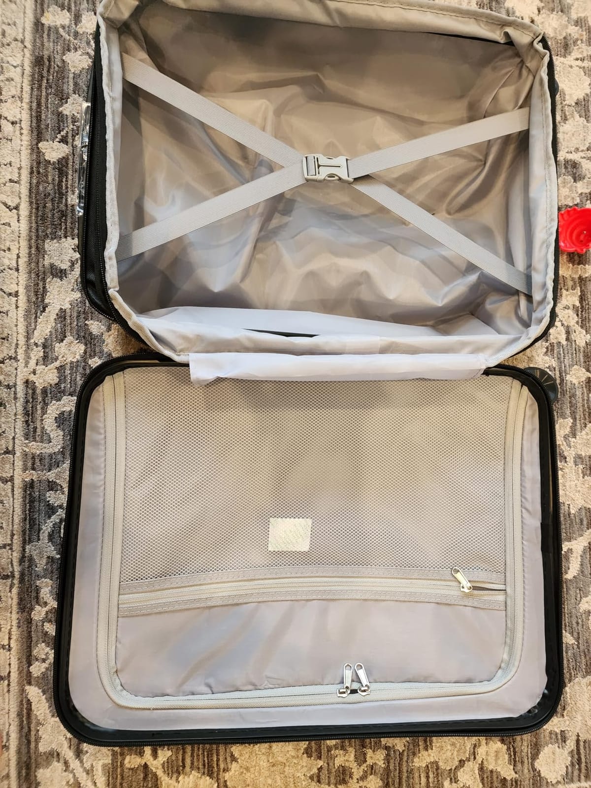 LIGHT FLIGHT Carry On Luggage 22x14x9 Airline Approved Suitcase, Royal Blue | 20