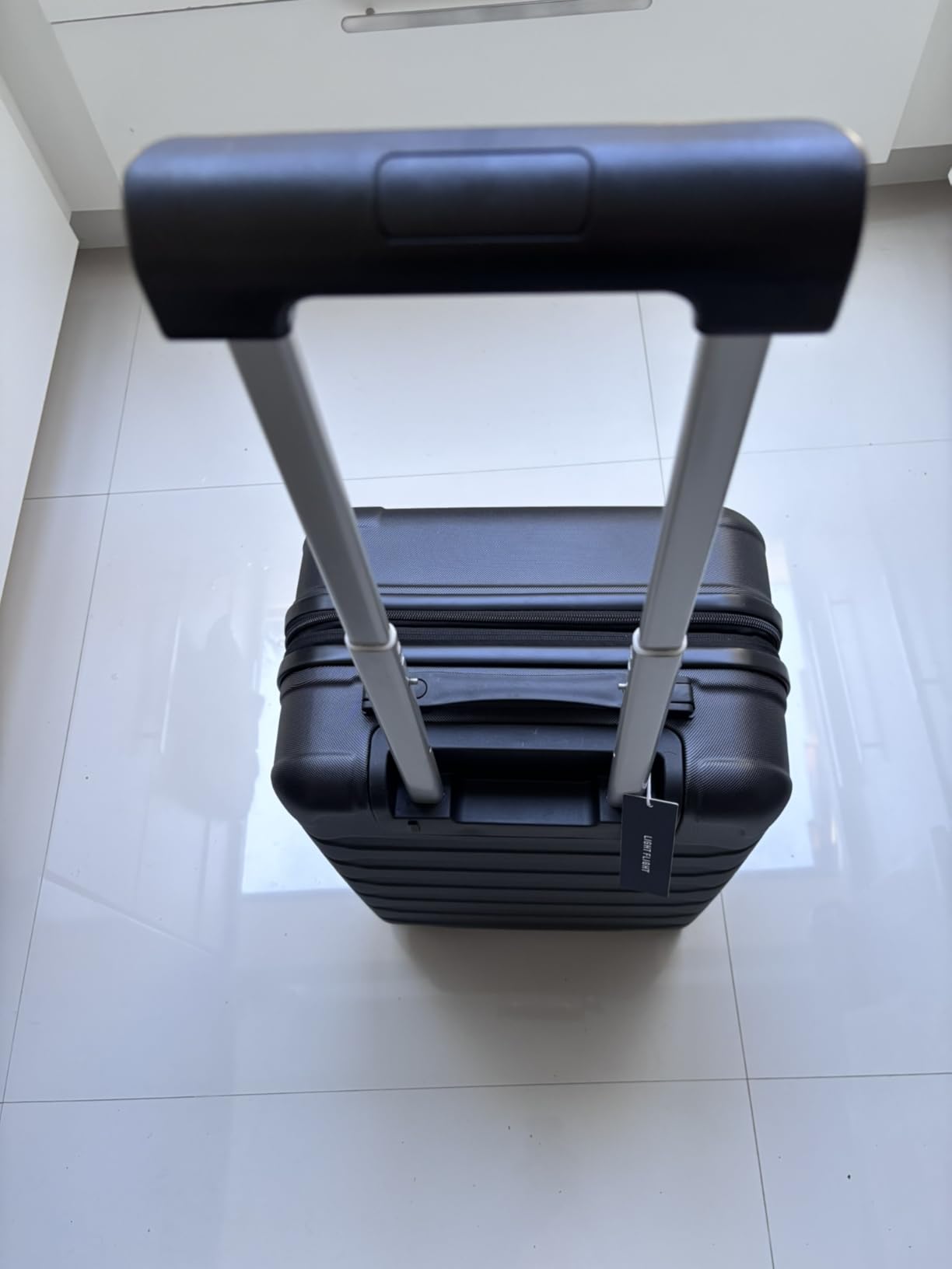 LIGHT FLIGHT Carry On Luggage 22x14x9 Airline Approved Suitcase, Royal Blue | 20
