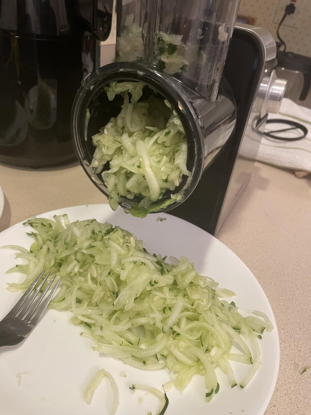 Electric Cheese Grater 7 in 1, Stainless Steel Salad Shooter, Slicer Shredder, 300W, Rotary Switch, for Block Cheese Vegetables Cucumber Carrot customer photo 1