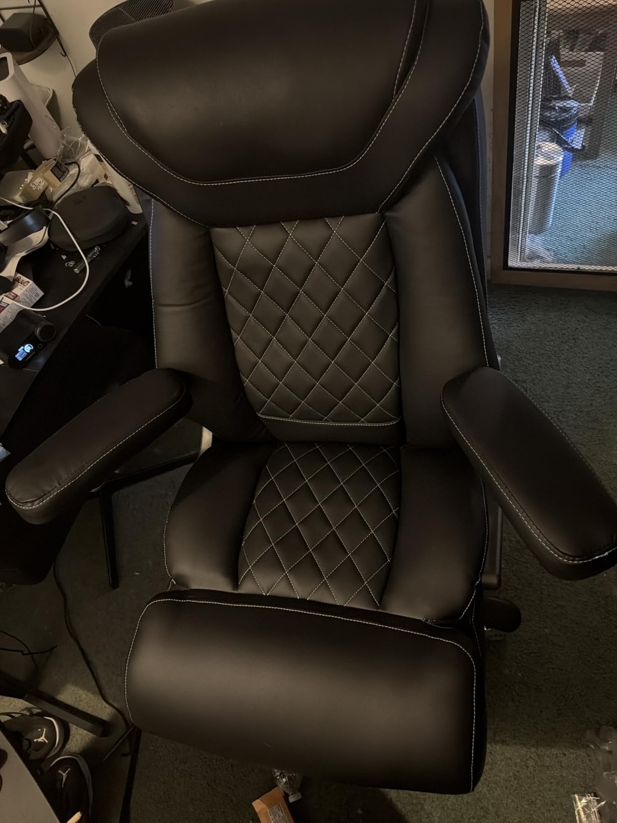 600LBS Large Big and Tall Office Chair, Heavy Duty Wide Ergonomic Gaming Office Chair with 5D Flip Arms, Comfy PU Leather Executive Office Desk Chair, Extra Wide Padded Seat, Adjustable Lumbar customer photo 1