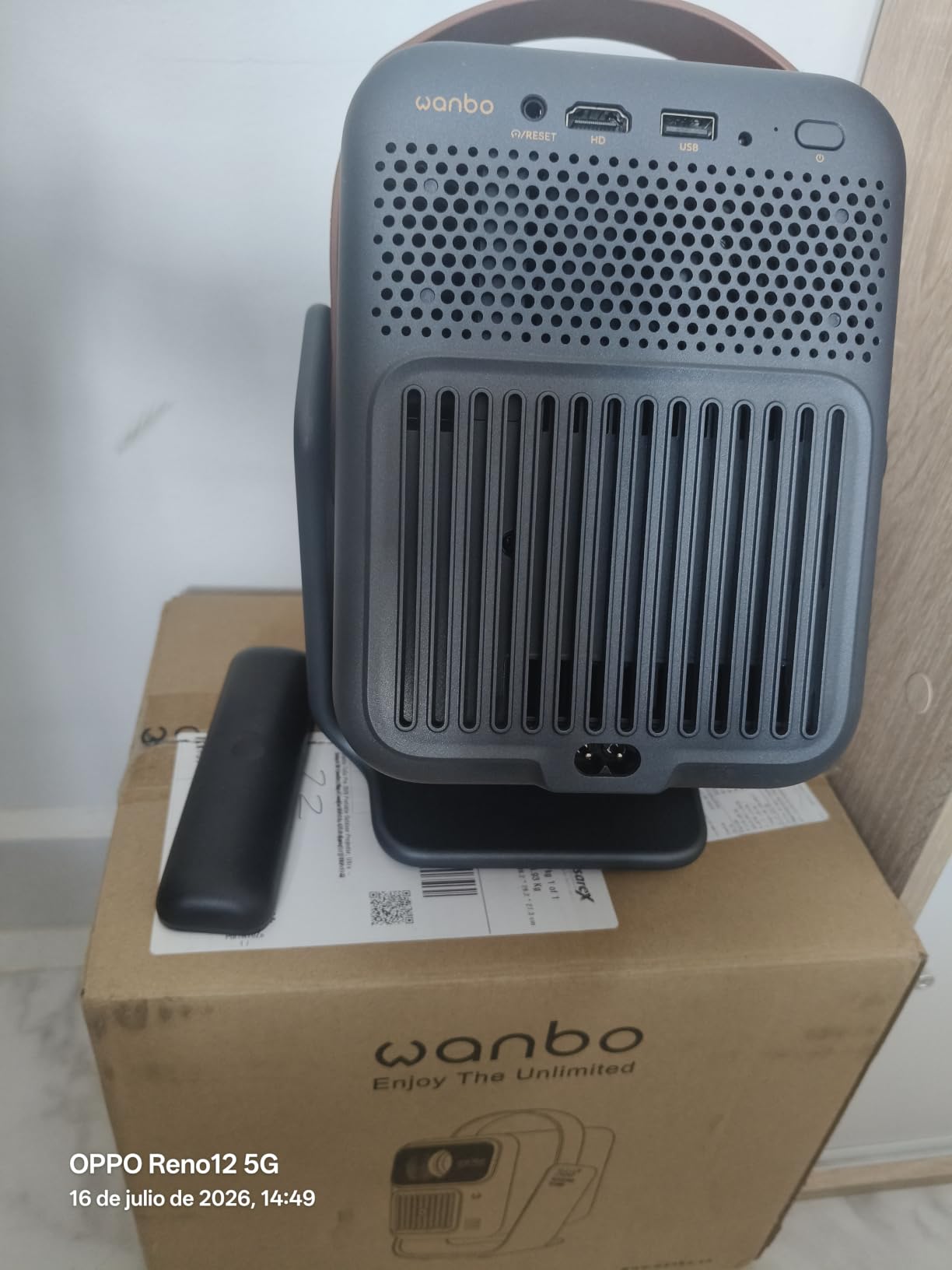 Wanbo ToGo Pro Portable Outdoor Projector, Ultra-long 3.5 hrs Battery | Google TV 14, Native 1080P Smart Projector, 32GB, Fully-Sealed Optical Engine, Real-Time Focus, for Camping & Indoor & Home customer photo 2