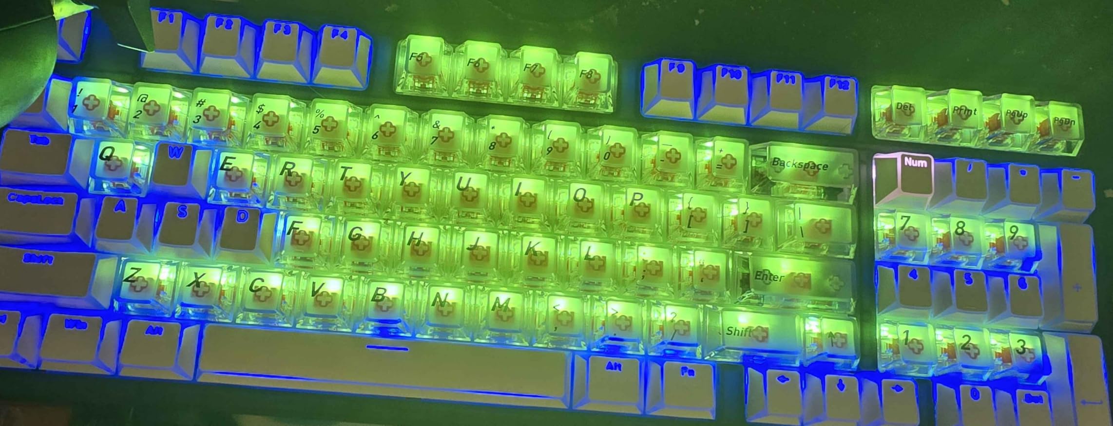 HyperX Origins 2 1800 - Gaming Keyboard, PC, Swappable Housing, Hotswap Switches, High Profile, 1800 Layout, 8k Polling, Adjustable Angle, Mechanical Switches customer photo 1
