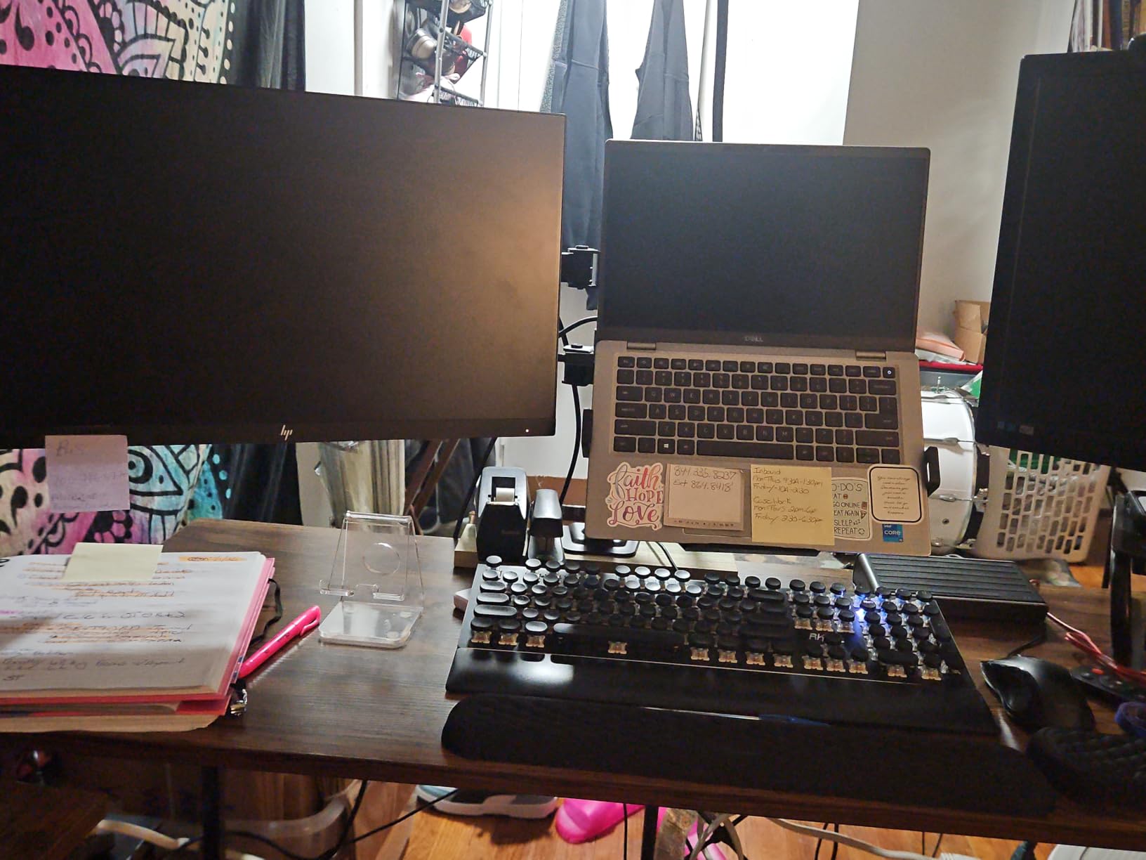 monTEK Monitor and Laptop Stand for 32