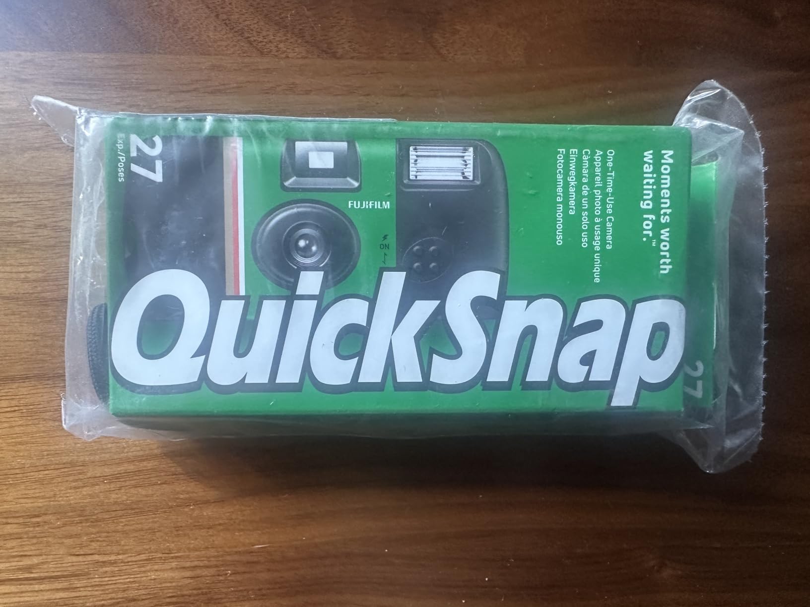 Fujifilm QuickSnap Flash 400 Disposable Camera - Single 35mm Film Camera + Moshify Wrist Strap customer photo 2