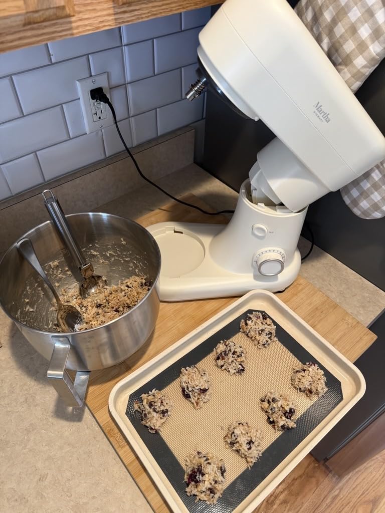 Martha Stewart 5.3QT Tilt Head Stand Mixer, 12 Speeds, Stainless Steel Bowl | Dough Hook, Stainless Whisk, Beater, Removable Splash Shield, Caviar Gray customer photo 2