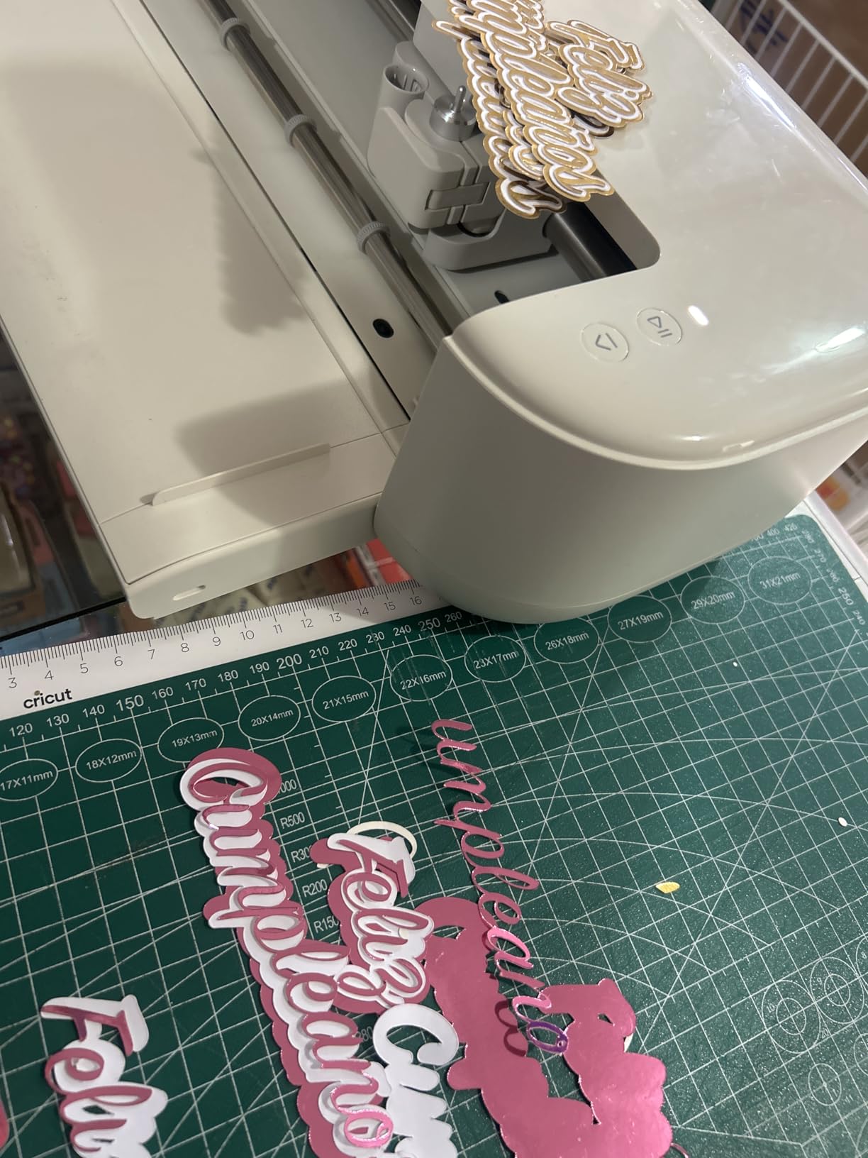 Cricut Explore 5 + Deluxe Bundle + Digital Content, Taupe | Includes Supplies for 100 Projects + Additional $30 Bonus Digital Content customer photo 1