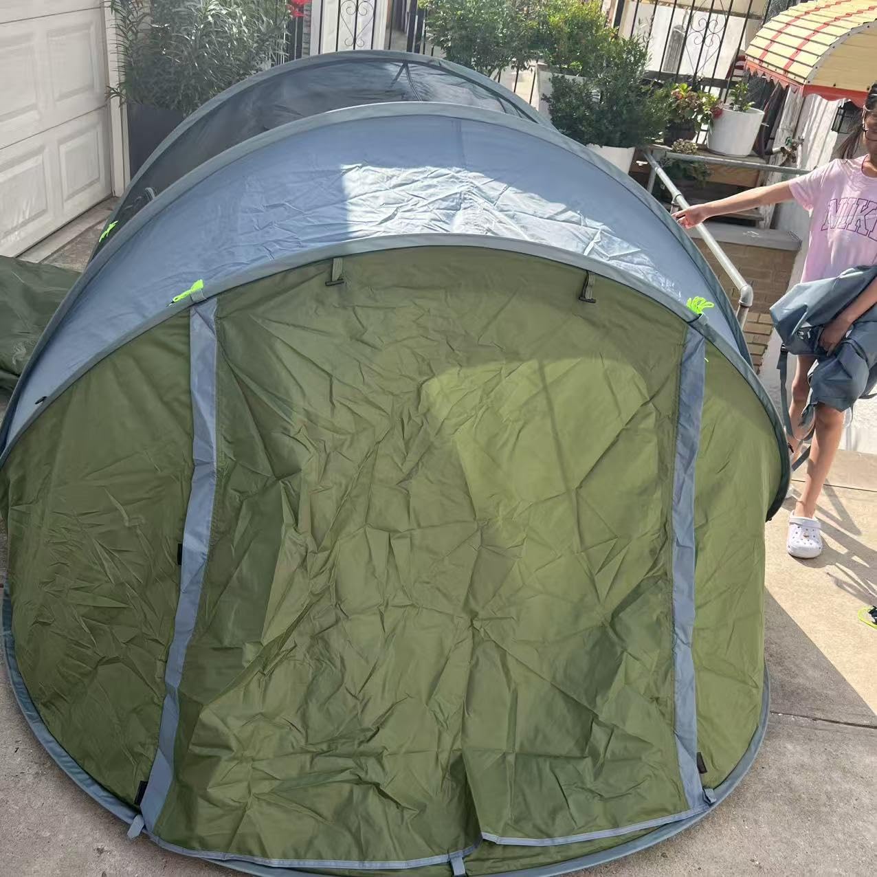 4/6 Person Easy Pop Up Tent, Camping Tent with Skylight and Rainfly, Waterproof, Quick Setup-Instant Tents for Camping Outdoor customer photo 2