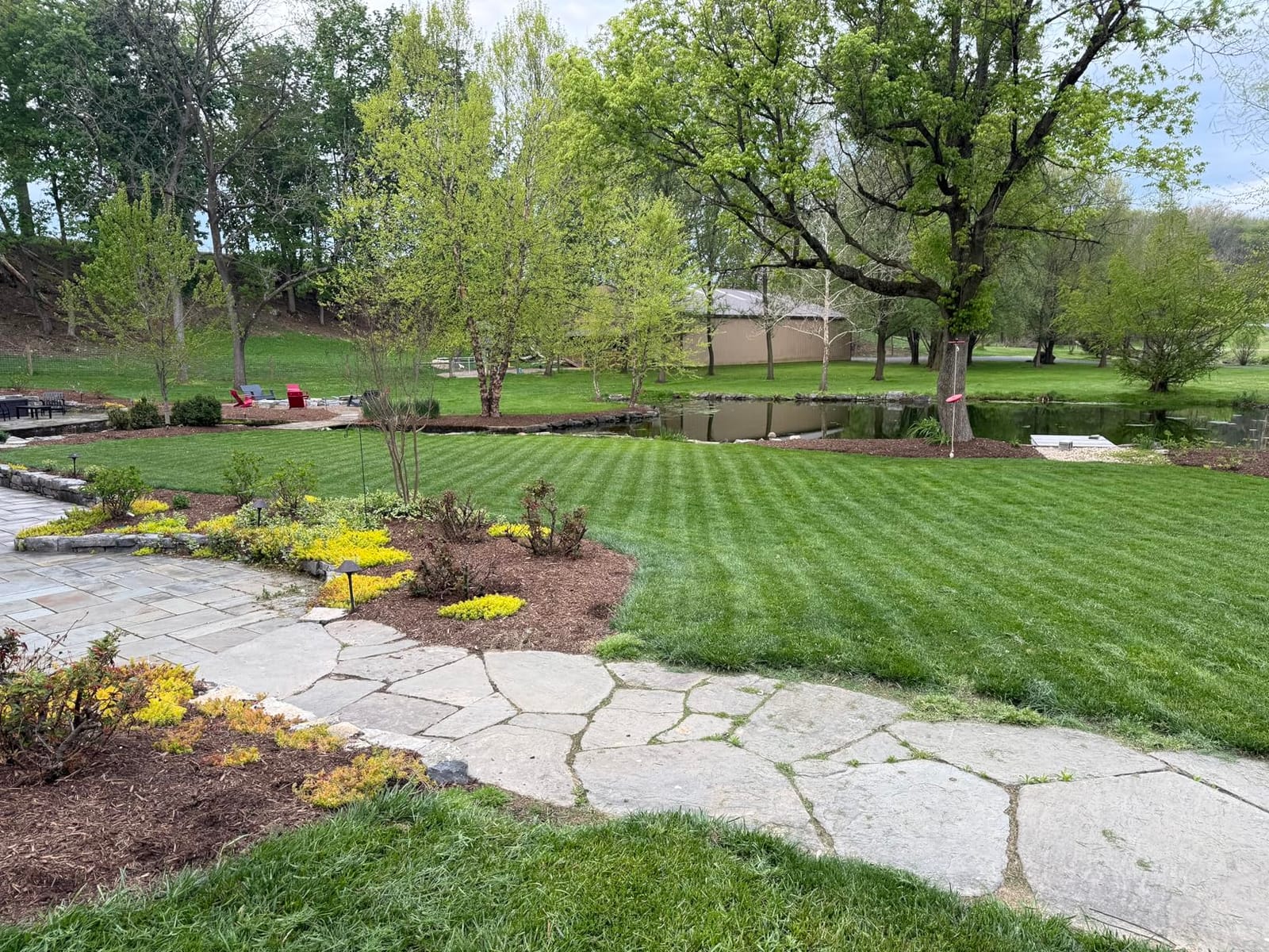 Mammotion LUBA 3 AWD 3000H Robot Lawn Mower with Garage (Ship Separately) | 360° LiDAR+NetRTK+AI Vision, Wire Free for 0.75 Acre, AWD for 80% Slopes, 30 Multi-Zone Management, Cutting Height 2.2