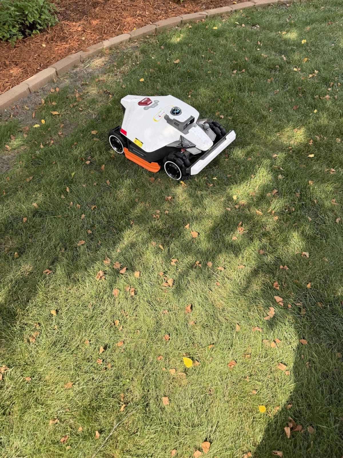Mammotion LUBA 3 AWD 3000H Robot Lawn Mower, 0.75 Acre, 2.2